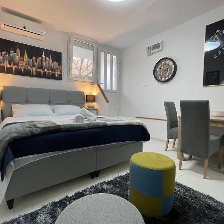 Old Town Bridge Apartment Ζαντάρ Εξωτερικό φωτογραφία